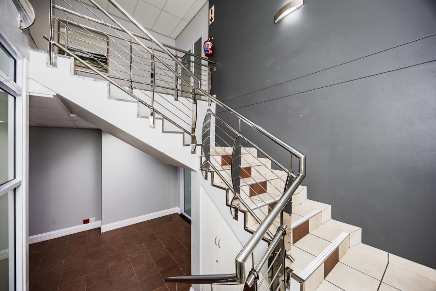 To Let Commercial Property for Rent in Selborne Eastern Cape